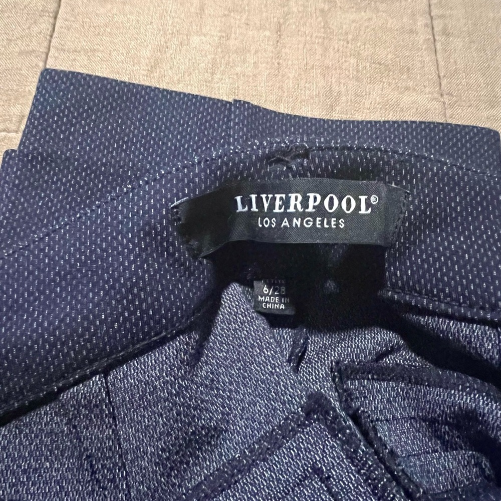 Liverpool Navy Blue Kelsey Trousers, 6 Petite. NWT - Picture 5 of 8